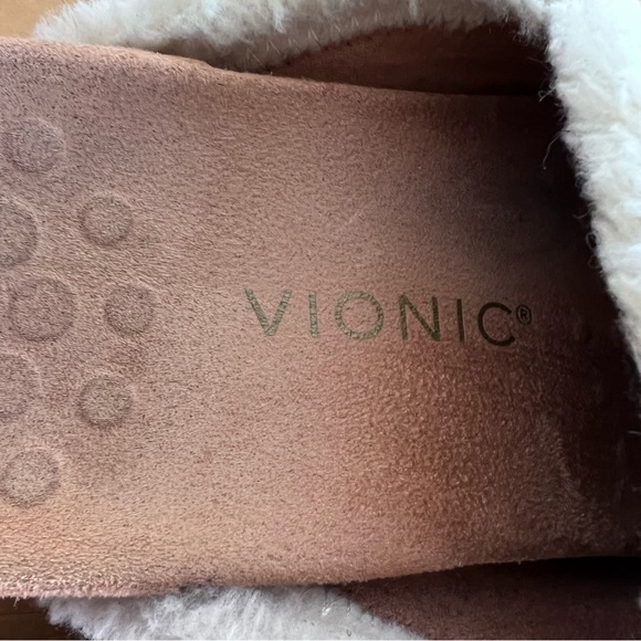 vionic sharon mule